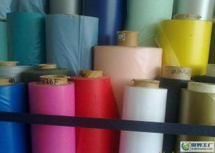 PVC環(huán)保膜、Q紋、玻璃絲在化妝品手袋及箱包中的橡膠塑料應(yīng)用